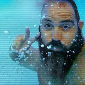 Meet your Posher, Dennis